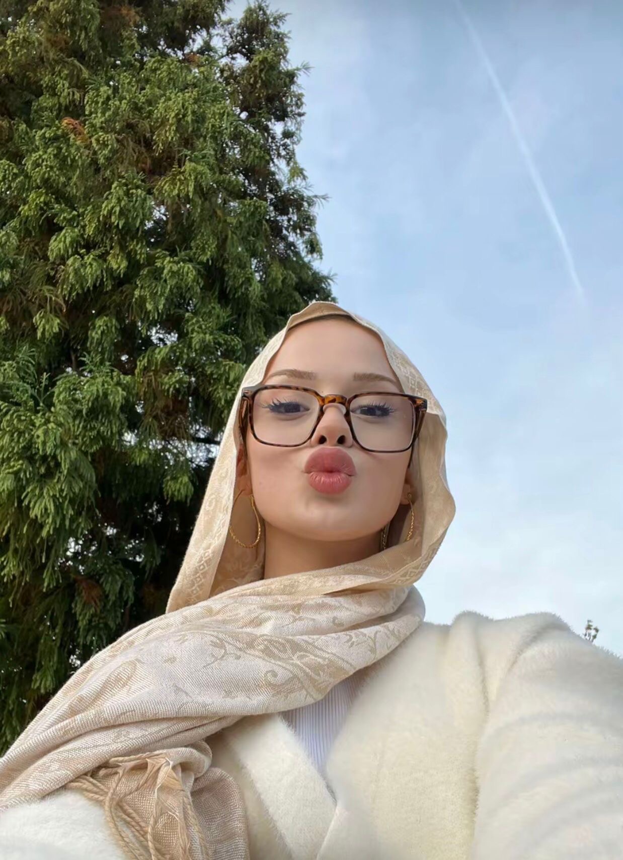 Gültepe Telekız Escort Sevinç